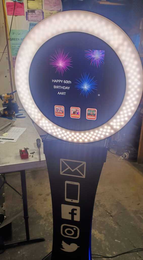 Piic Box Pic Box – Vancouver PartyWorks