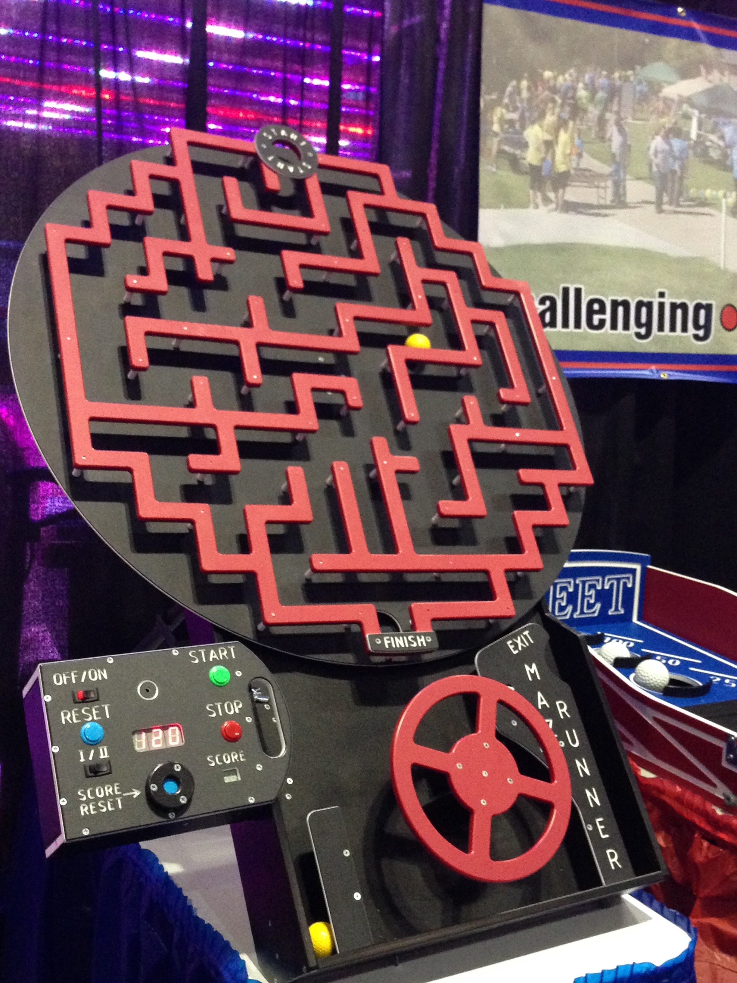 Game maze runner wheels