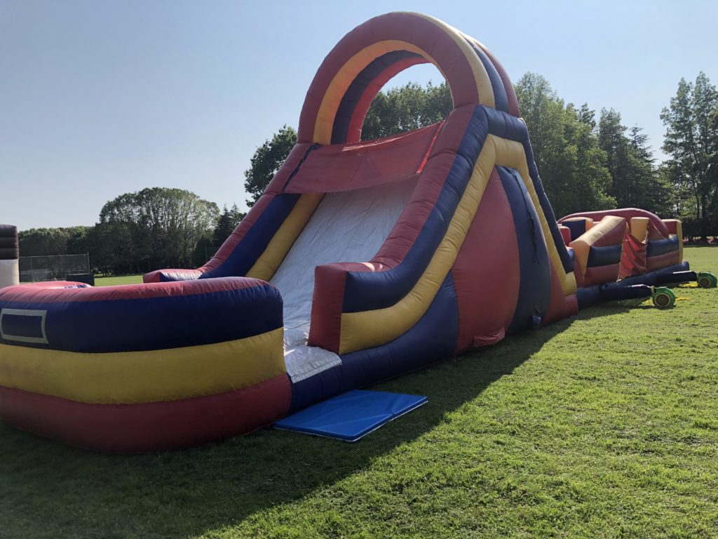 Inflatable Blockades Turbo Rush Obstacle Course – Vancouver PartyWorks
