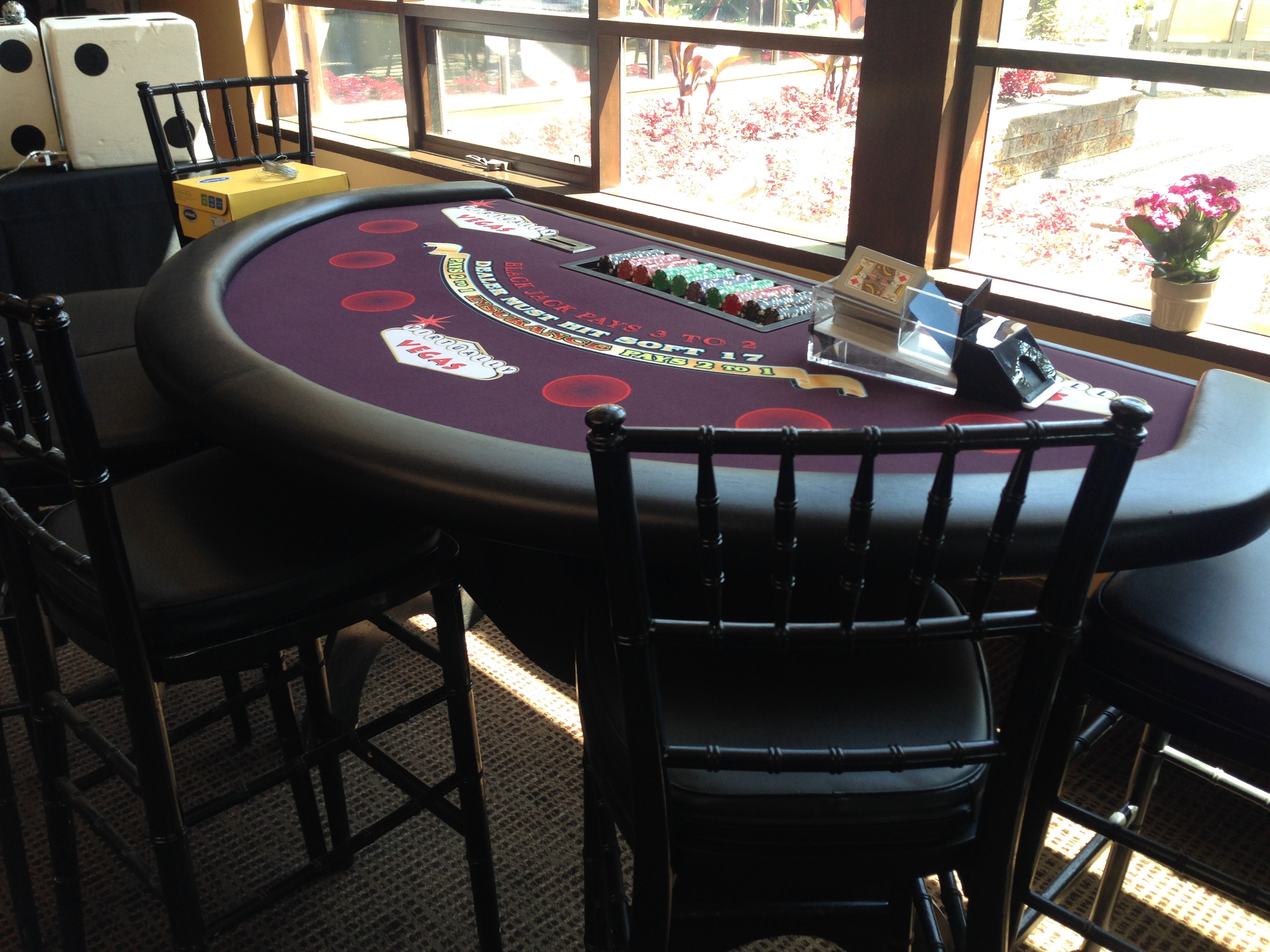 hollywood casino blackjack table bangor maine