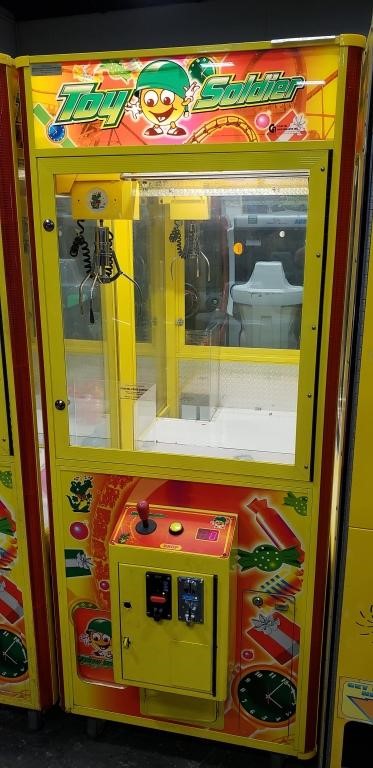 Full Size Claw Machine / Crane Game | Vancouver PartyWorks